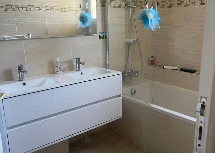 Semesterbostad Maison De A *